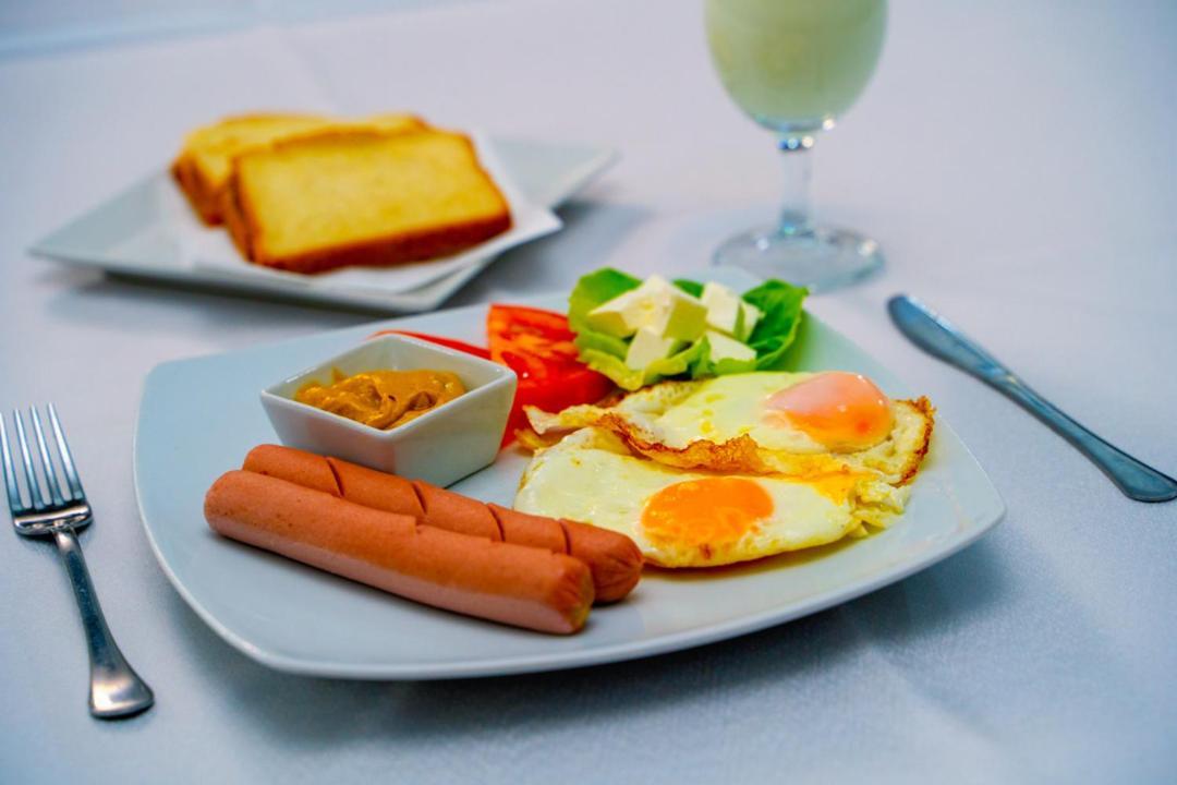 Hotel Zeleni Vir Ni 外观 照片