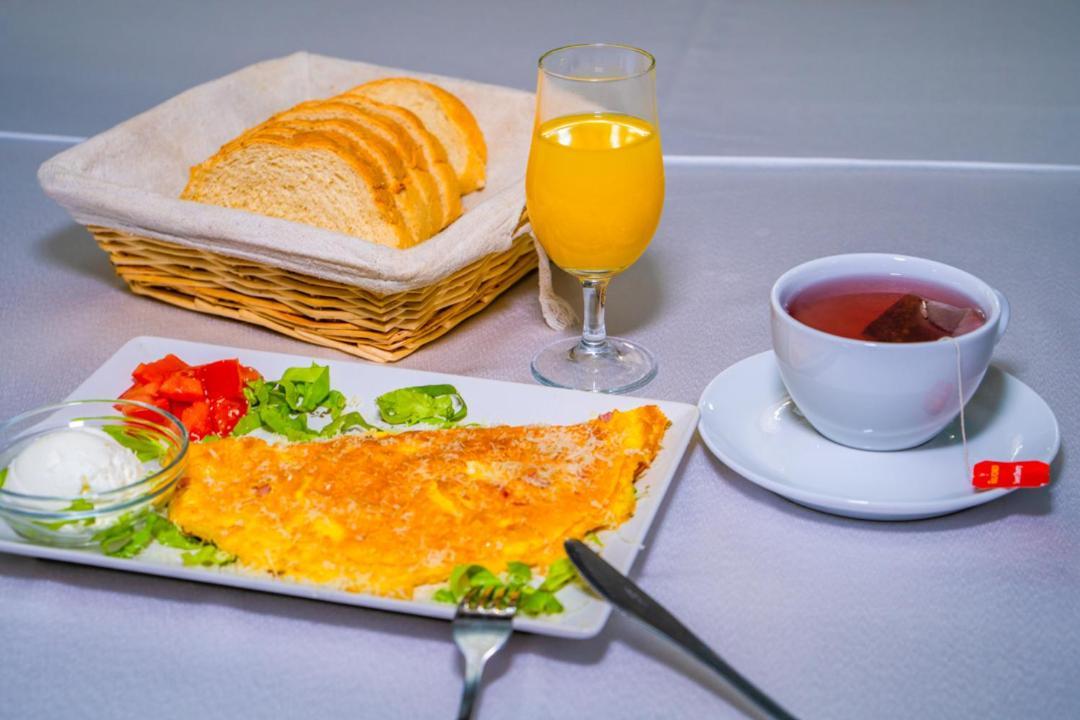 Hotel Zeleni Vir Ni 外观 照片
