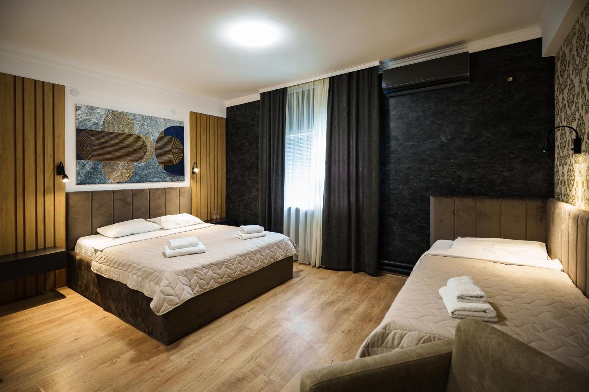 Hotel Zeleni Vir Ni 外观 照片
