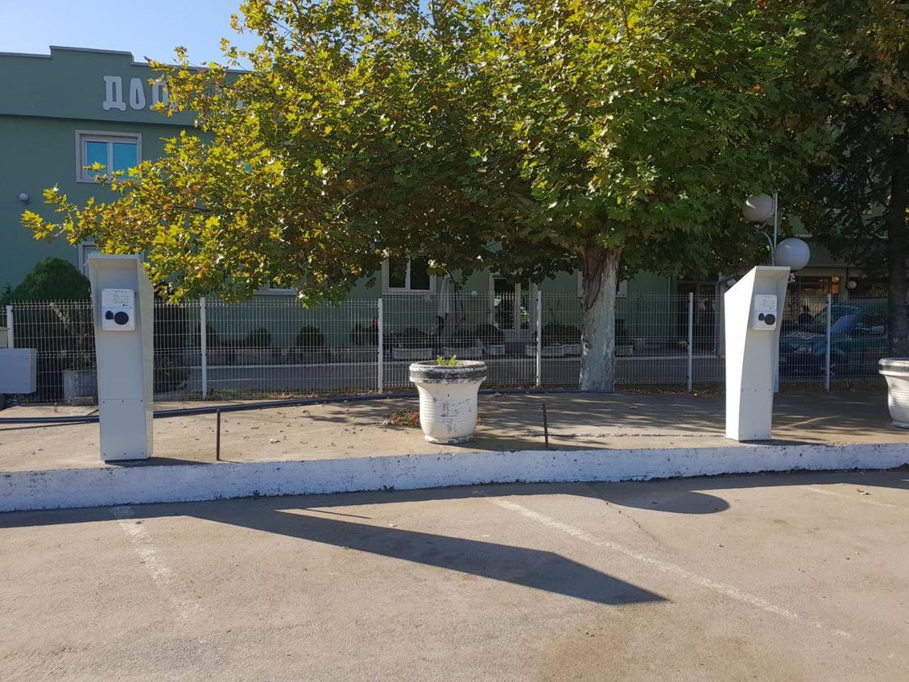 Hotel Zeleni Vir Ni 外观 照片