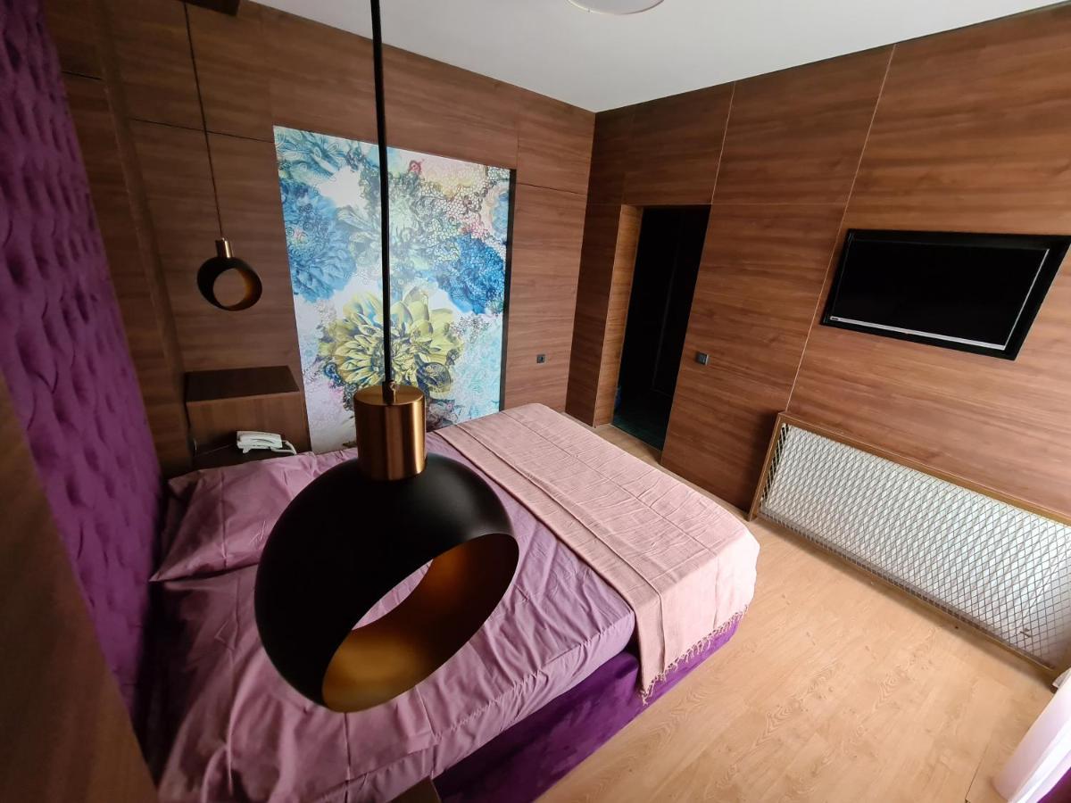 Hotel Zeleni Vir Ni 外观 照片